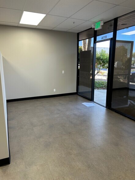 More Photos Of 671 Via Alondra, Camarillo Flex For Lease