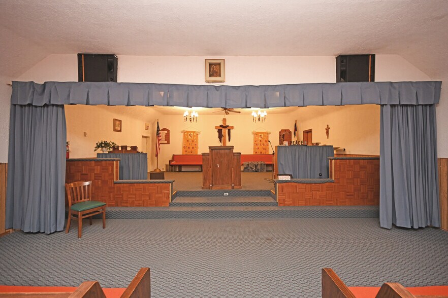 More Photos Of 1810 North Blvd, Fairborn Lodge Meeting Hall For Sale