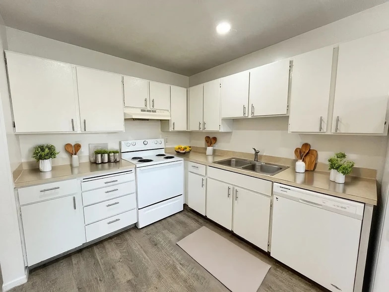 More Photos Of 1184 W 4400 S, Riverdale Apartments For Sale