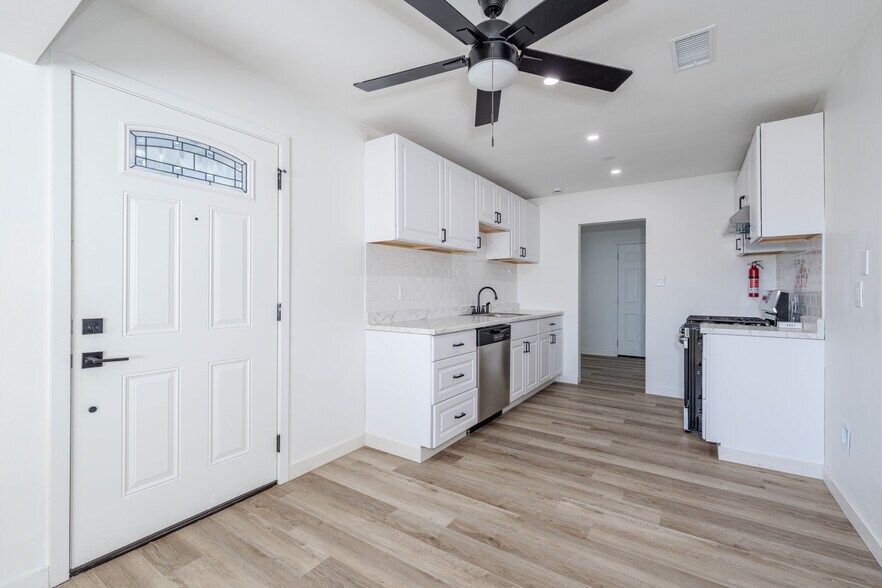 More Photos Of 4301 W Lilac Ave, Santa Ana Multifamily For Sale