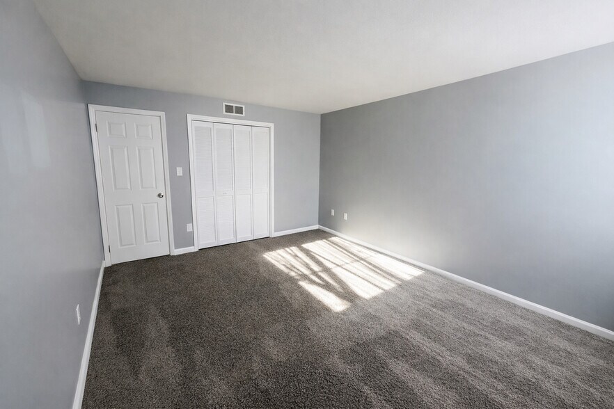 More Photos Of 522 Wilson Bridge Dr, Oxon Hill Apartments For Sale