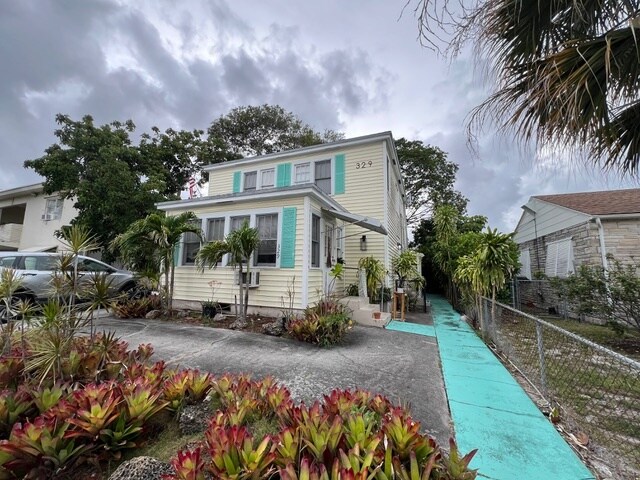 More Photos Of 329 N K St, Lake Worth Apartments For Sale
