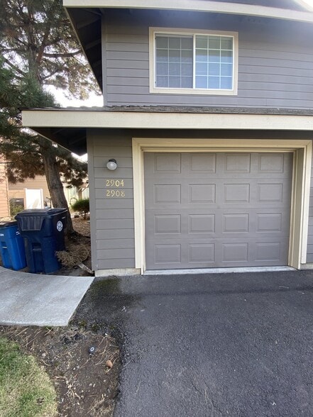 More Photos Of 2904 SW Juniper Ave, Redmond Multifamily For Sale