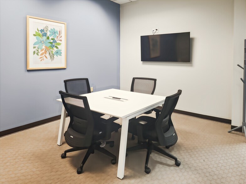 More Photos Of 2624 W Lake Lansing Rd, Lansing Coworking Space