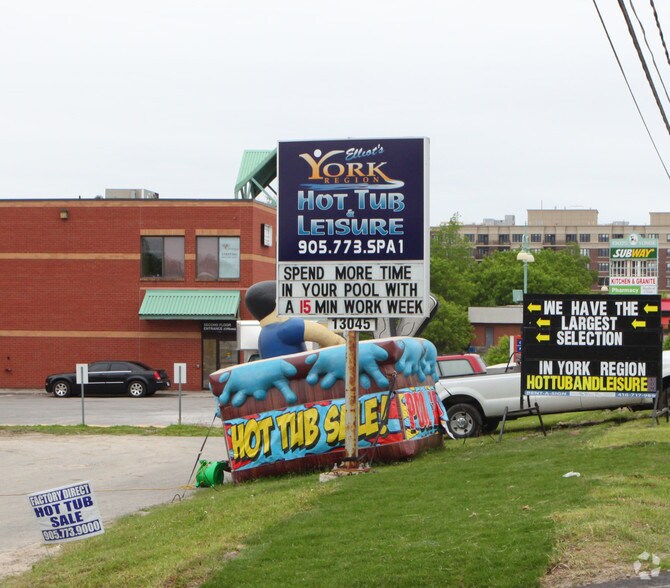 More Photos Of 13045 Yonge St, Richmond Hill Freestanding For Sale