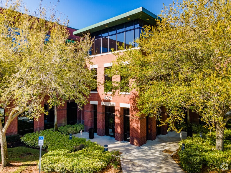 More Photos Of 4502 Woodland Corporate Blvd, Tampa Unknown For Lease