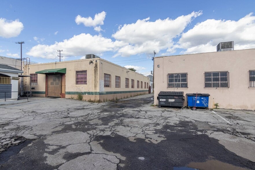 More Photos Of , Los Angeles Unknown For Sale