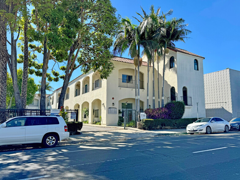 Primary Photo Of 114 E Haley St, Santa Barbara Office For Sale