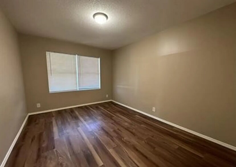 More Photos Of 1645 S Hydraulic St, Wichita Apartments For Sale