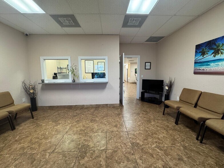 More Photos Of 1696 S Military Trl, West Palm Beach Medical For Lease