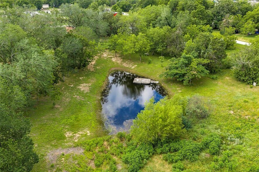 More Photos Of TBD Belton Street, McDade Land For Sale