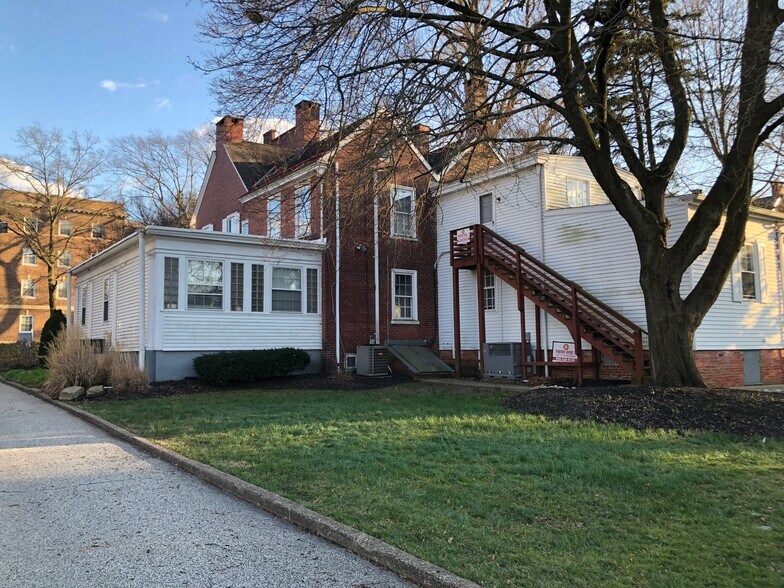 More Photos Of 255 E Kings Hwy, Haddonfield Office For Sale