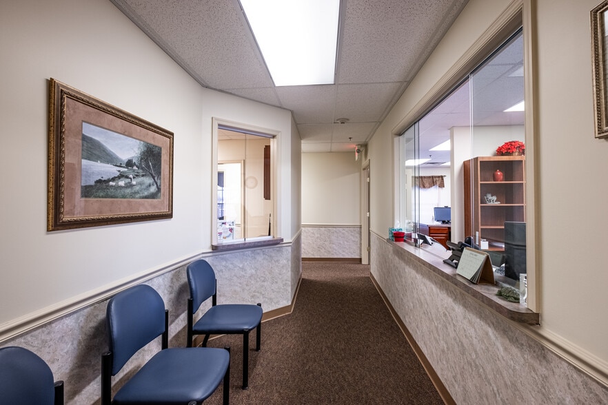 More Photos Of 3450 Old Washington Rd, Waldorf Office For Sale