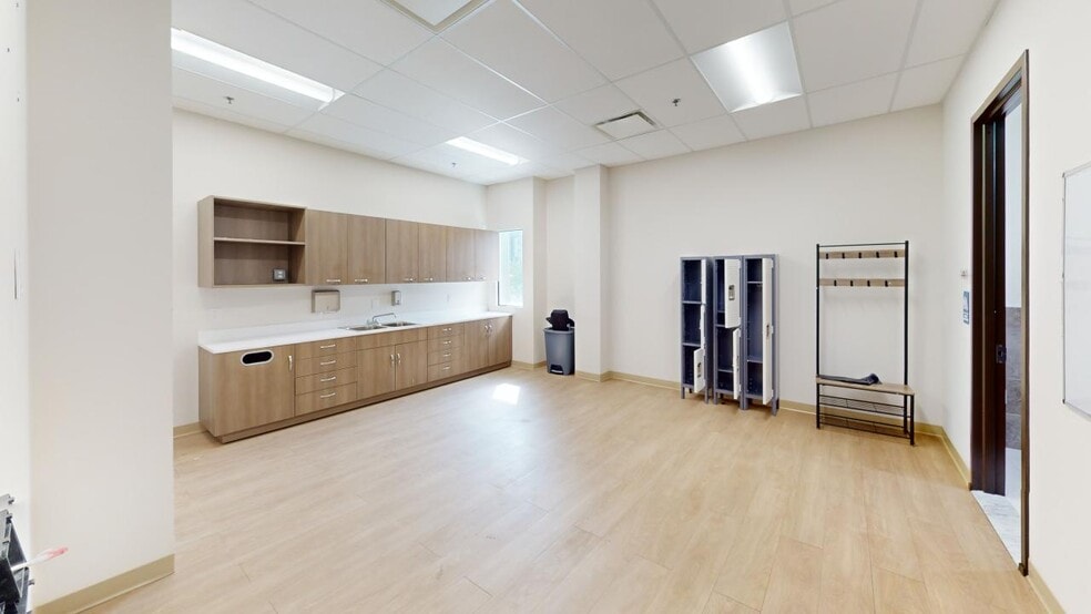 More Photos Of 7801-15 Linden Blvd, Queens Healthcare For Lease