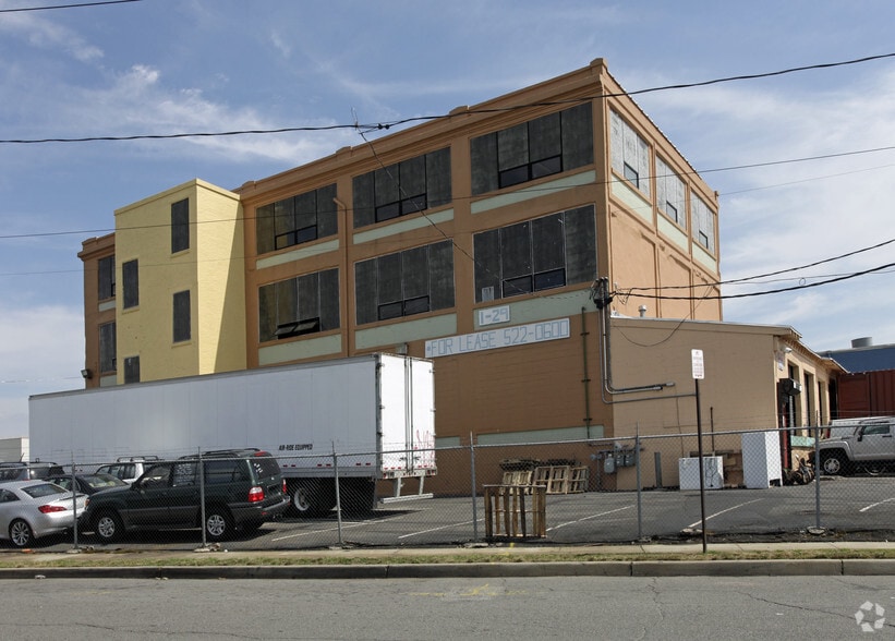 More Photos Of 1-29 Lister Ave, Newark Warehouse For Lease