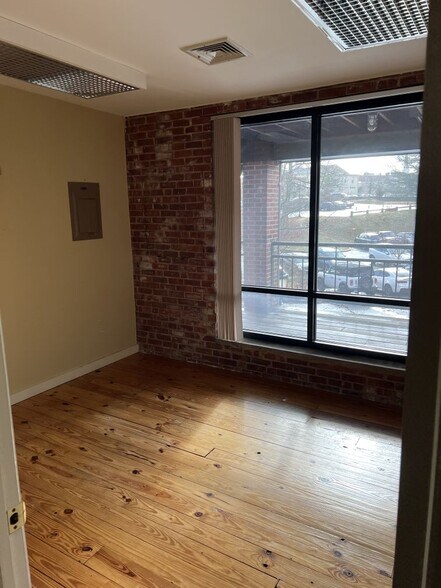 More Photos Of 1180-1236 Main St, Branford Unknown For Lease