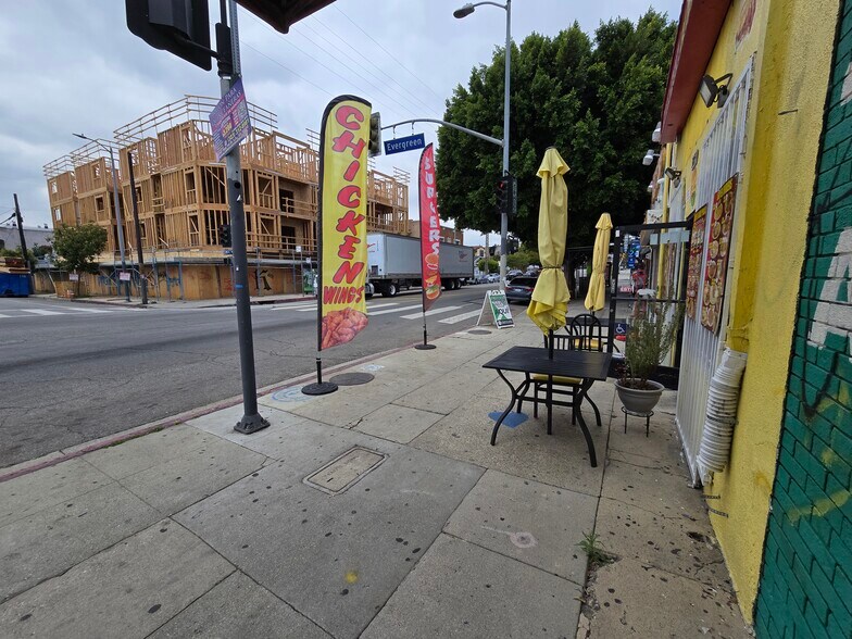 More Photos Of 3009 Wabash Ave, Los Angeles Storefront For Sale
