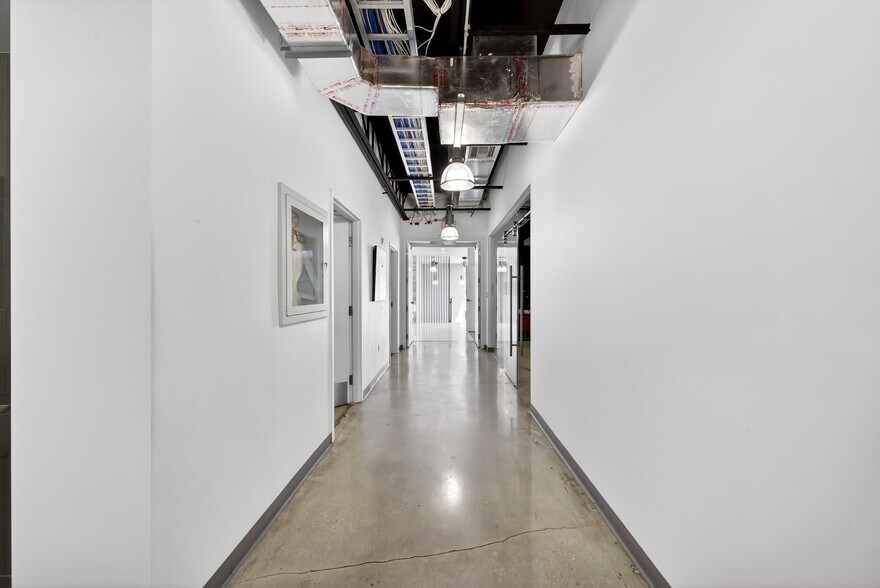 More Photos Of 7630 Biscayne Blvd, Miami Office For Lease