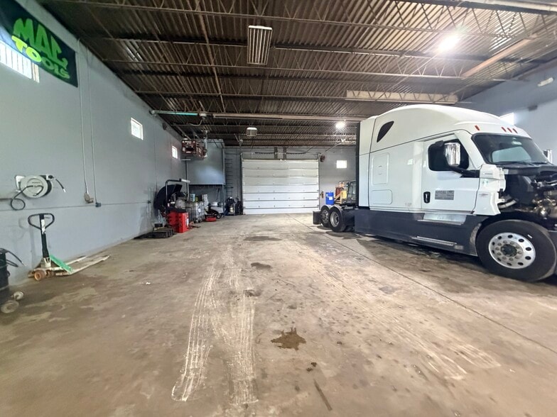 More Photos Of 4450 Monroe St, Hooven Truck Terminal For Sale