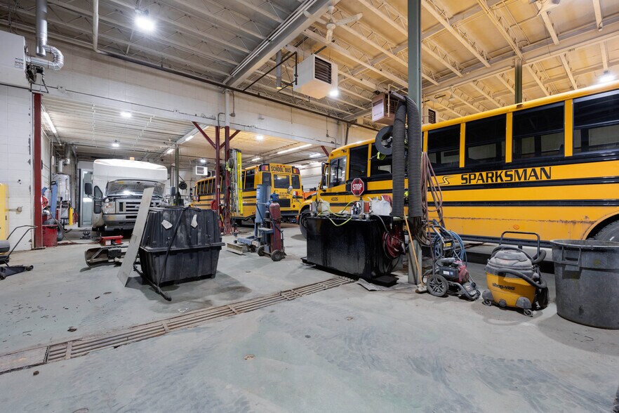 More Photos Of 8030 Golosky Av, Fort McMurray Truck Terminal For Lease
