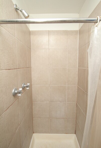 More Photos Of 2035 E Allegheny Ave, Philadelphia Apartments For Sale