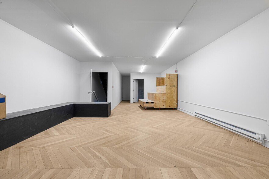 More Photos Of 54 Crosby St, New York Storefront For Lease