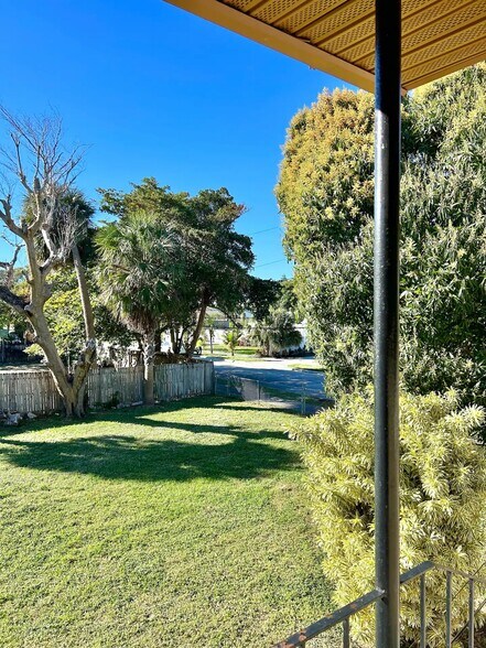 More Photos Of 940 Charles St, West Palm Beach Multifamily For Sale