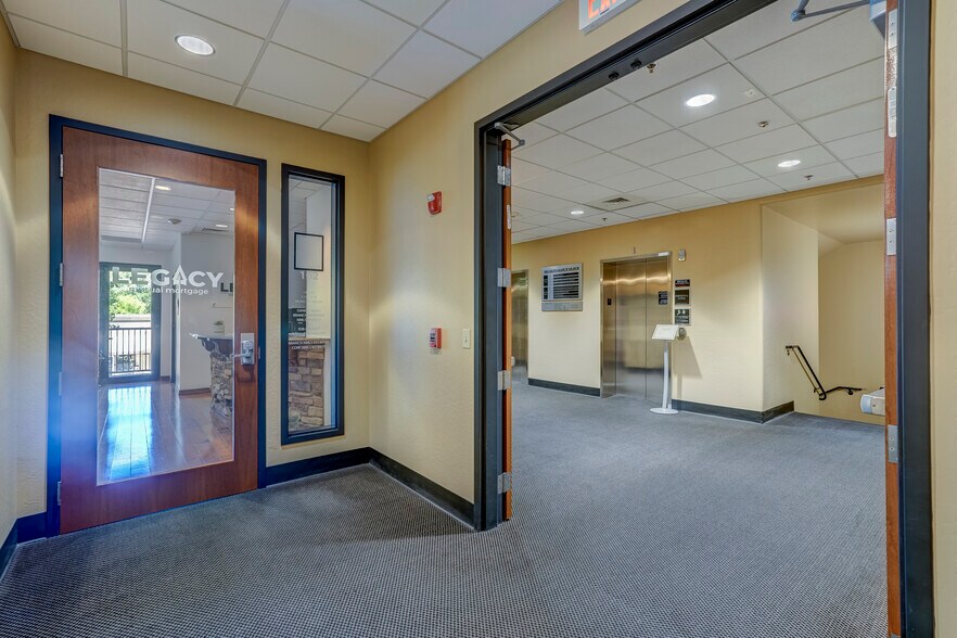 More Photos Of 325 W Gurley St, Prescott Office Residential For Lease