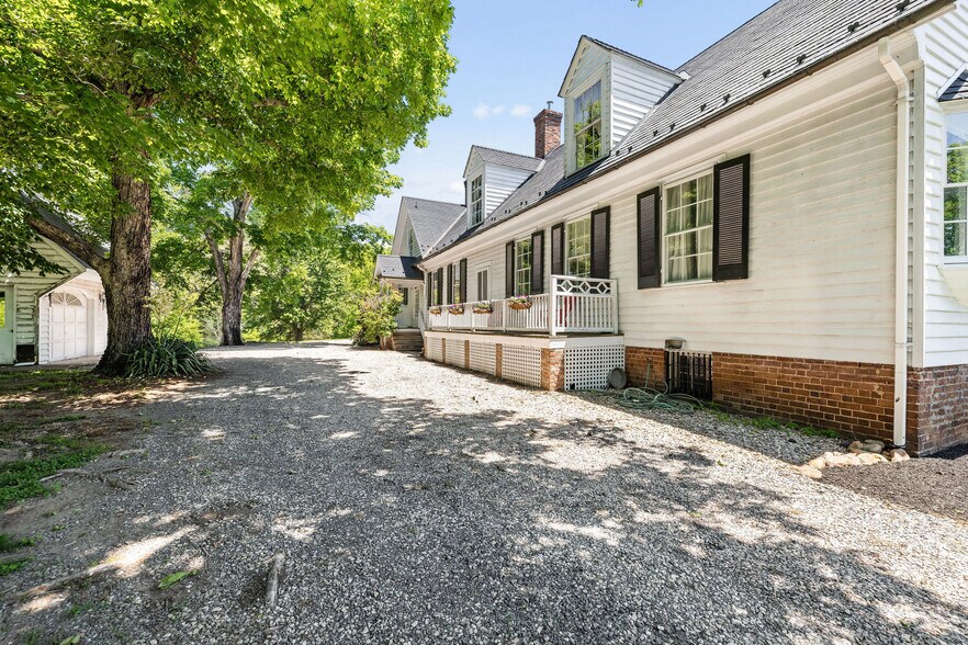 More Photos Of 4301 Longdale Furnace Rd, Clifton Forge Lodge Meeting Hall For Sale