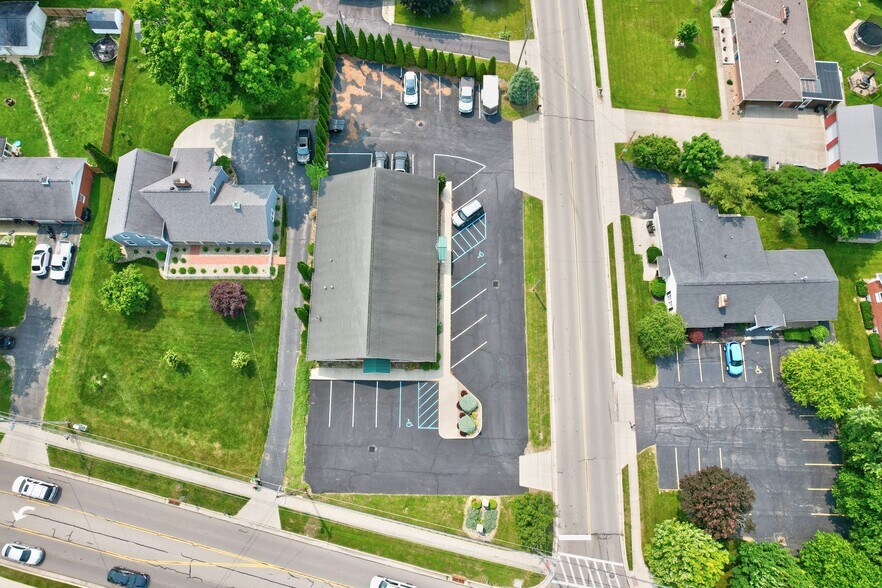 More Photos Of 366 N Portland Way, Galion Medical For Lease