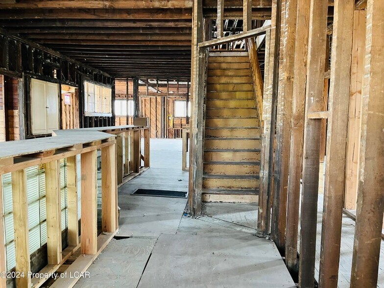 More Photos Of 501 N Main St, Old Forge Restaurant For Sale