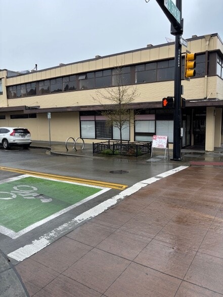 More Photos Of 825 S 3rd St, Renton Loft Creative Space For Lease