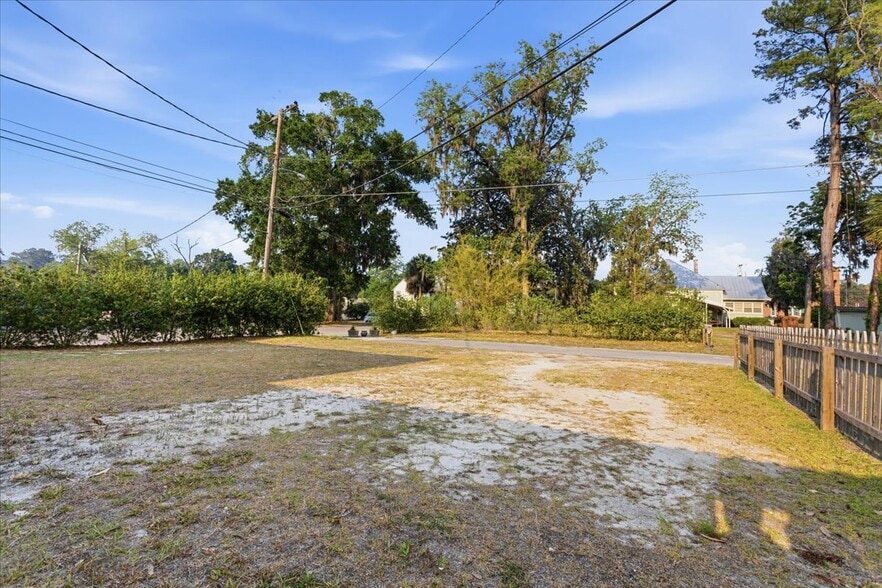 More Photos Of 14827 Main St, Alachua Storefront Retail Office For Sale
