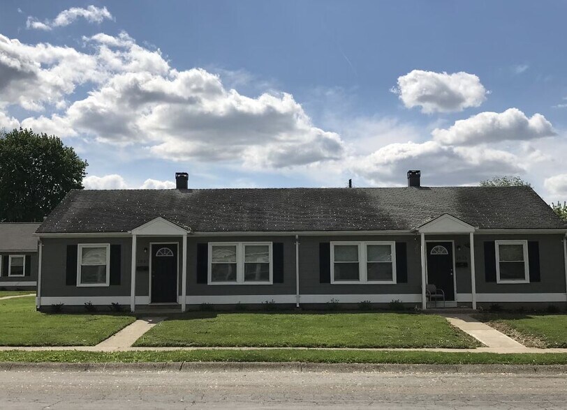 More Photos Of 1917-2011 Sweetbriar Ln, Springfield Apartments For Sale