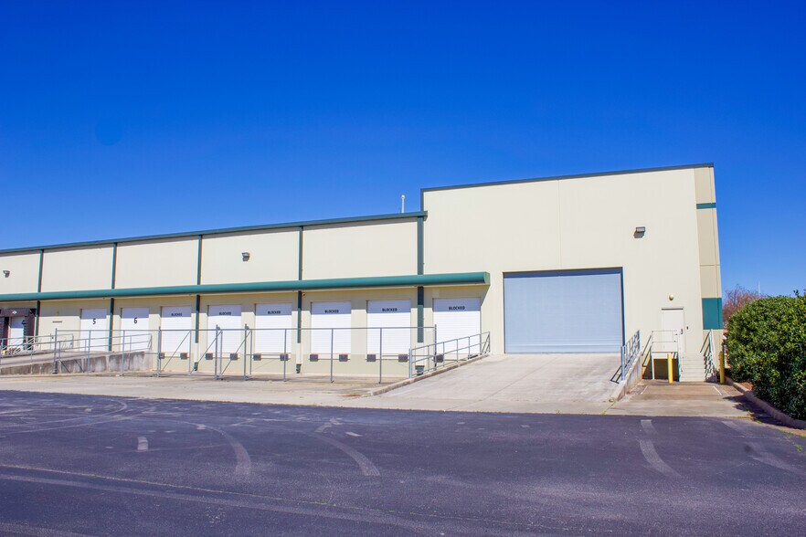 More Photos Of 301 James Record Rd SW, Huntsville Distribution For Lease