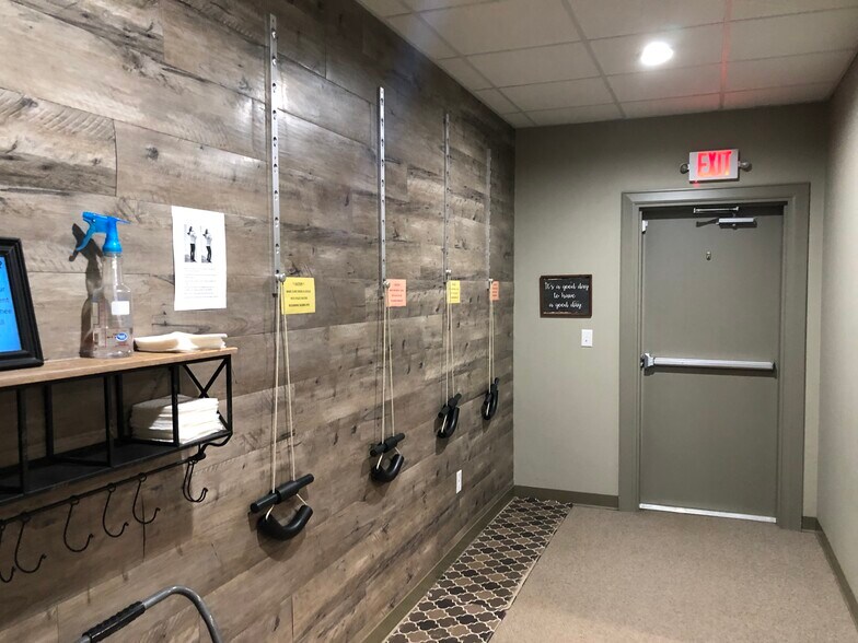 More Photos Of 20071 State Highway 155 S, Flint General Retail For Lease