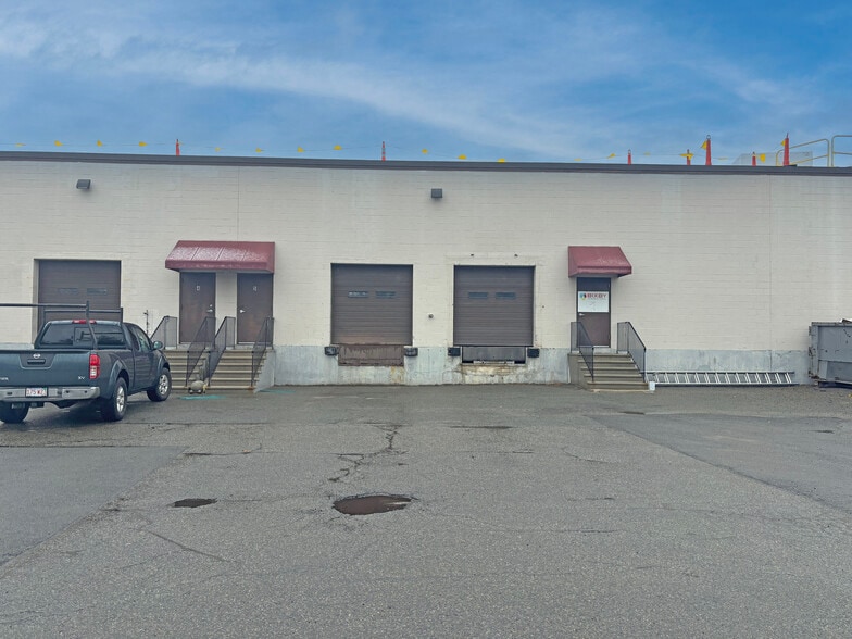 More Photos Of 5 Perkins Way, Newburyport Manufacturing For Lease