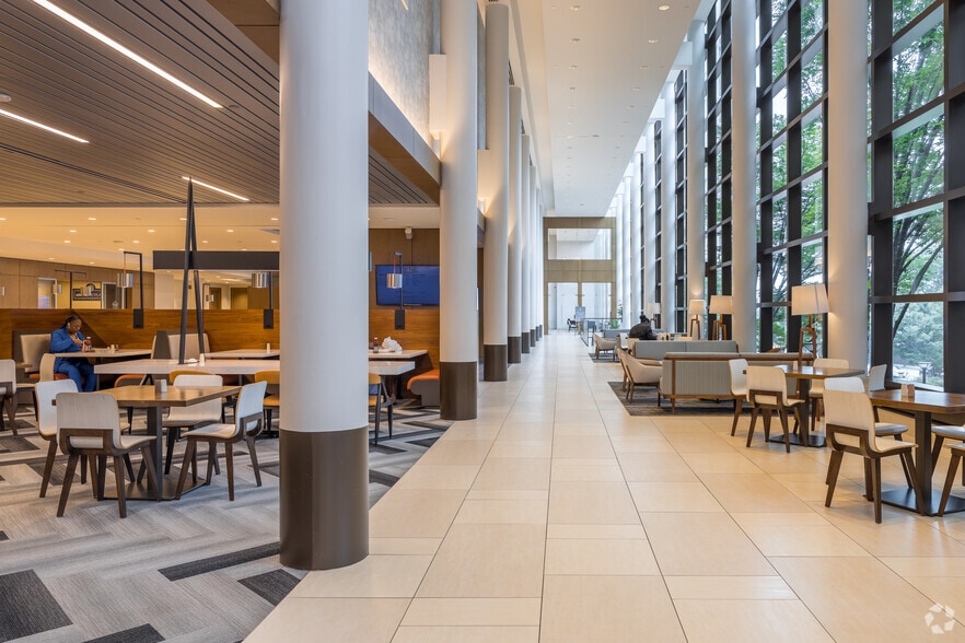 More Photos Of 600 Peachtree St NE, Atlanta Office For Lease