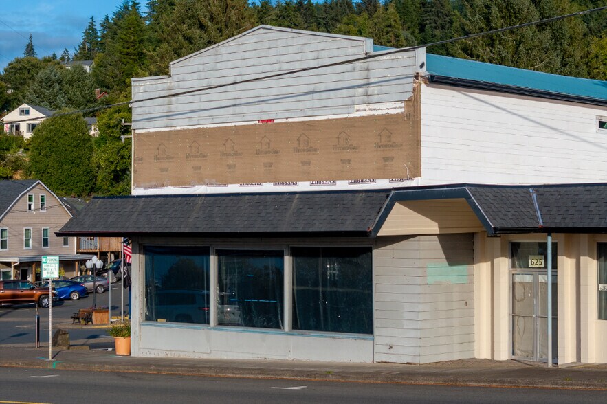 More Photos Of 625 Nehalem Blvd, Wheeler Storefront Retail Residential For Sale