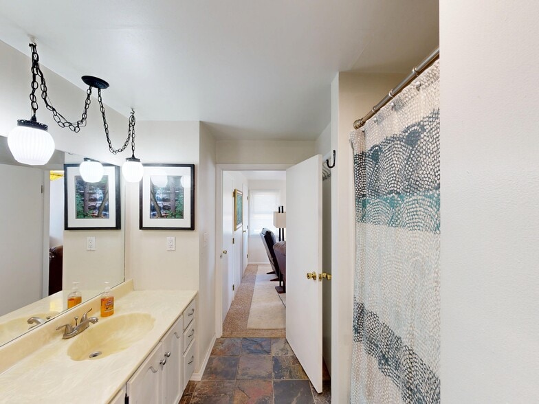 More Photos Of 6990 W Lake Rd, Fairview Restaurant For Sale