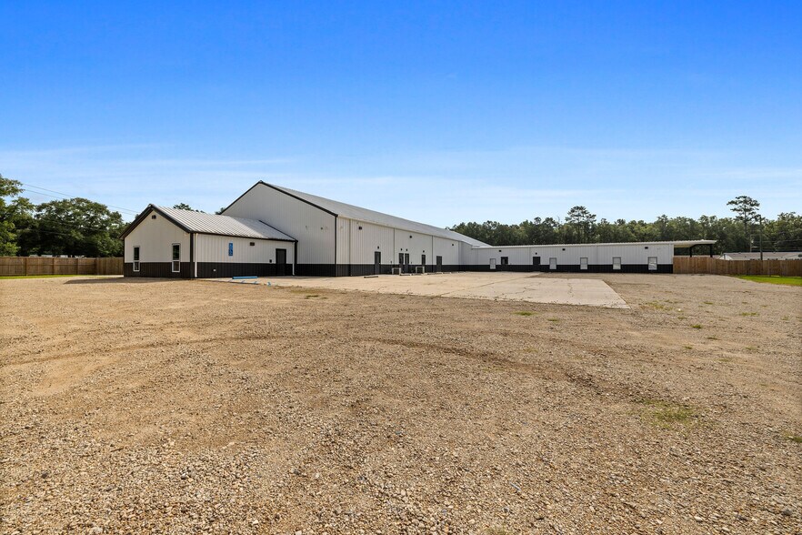 More Photos Of 44530 Hood Rd, Hammond Industrial For Sale