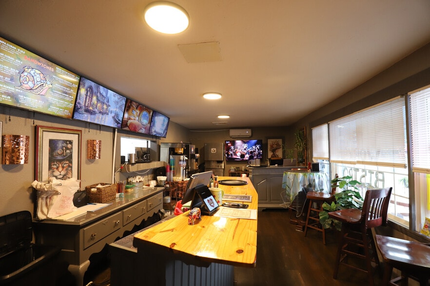 More Photos Of 12169 S Williams St, Dunnellon Restaurant For Sale