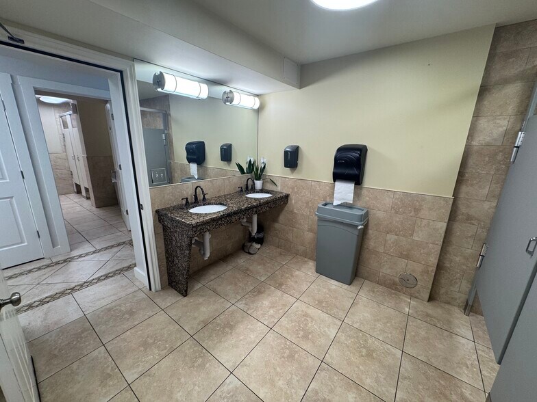 More Photos Of 272 N Hewitt Rd, Ypsilanti Religious Facility For Sale