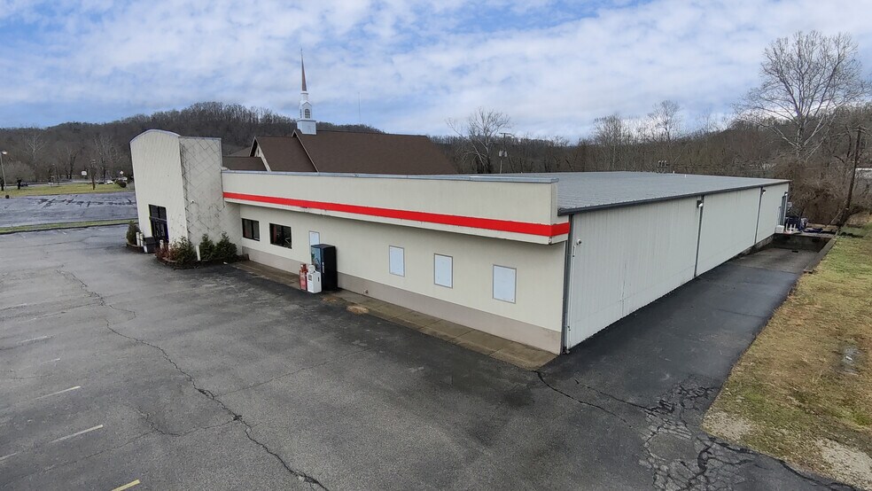 More Photos Of 7123 WV-152, Wayne General Retail For Sale