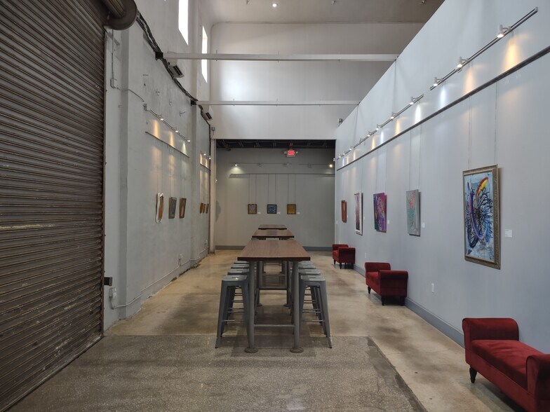 More Photos Of 1617 N Franklin St, Tampa Storefront Retail Residential For Sale