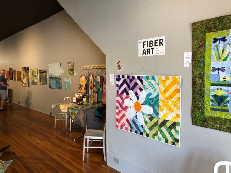 More Photos Of 17 Main St, Penn Yan Storefront Retail Residential For Lease