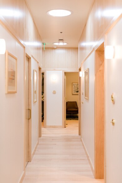 More Photos Of 3005 Peachtree Rd NE, Atlanta Apartments For Lease