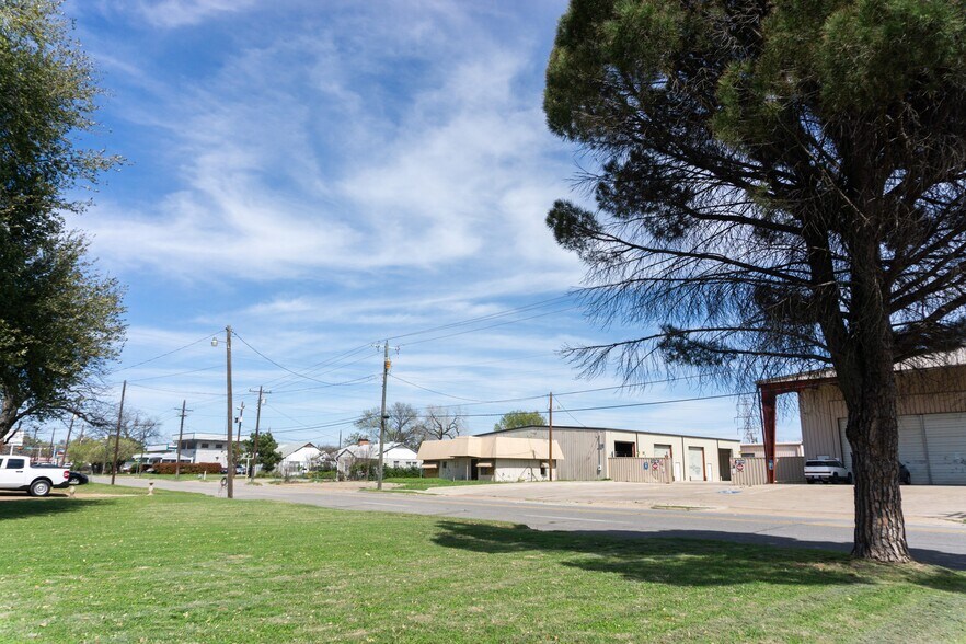 More Photos Of 307 N Britain Rd, Irving Land For Sale