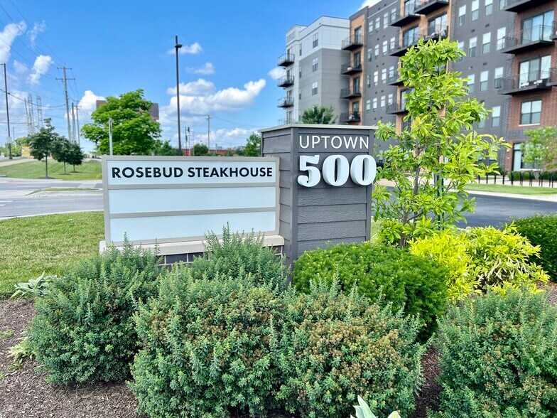 More Photos Of 500 W Dundee Rd, Wheeling Apartments For Lease