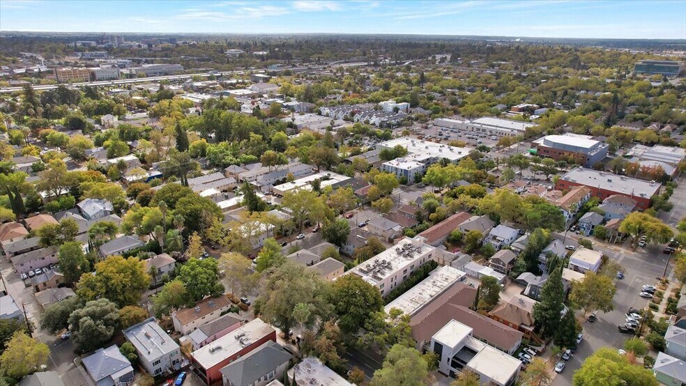 More Photos Of 2320 P St, Sacramento Apartments For Sale